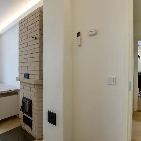 Apartment Citycenter 3 Bedroom Apartment, Free Parking Parnu